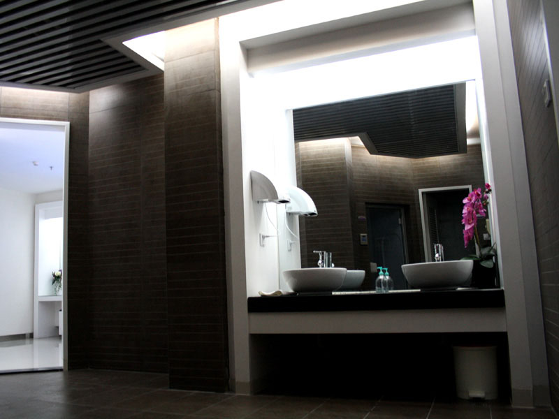 美丽传奇,美丽传奇官网,东莞大型美容院-店面展示