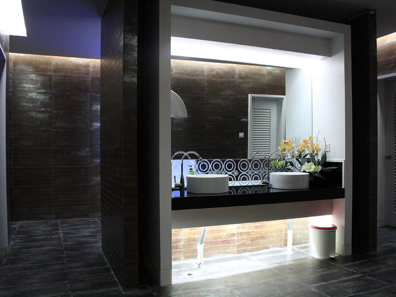 美丽传奇,美丽传奇官网,东莞大型美容院-店面展示